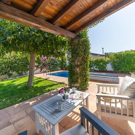 Flora Villa